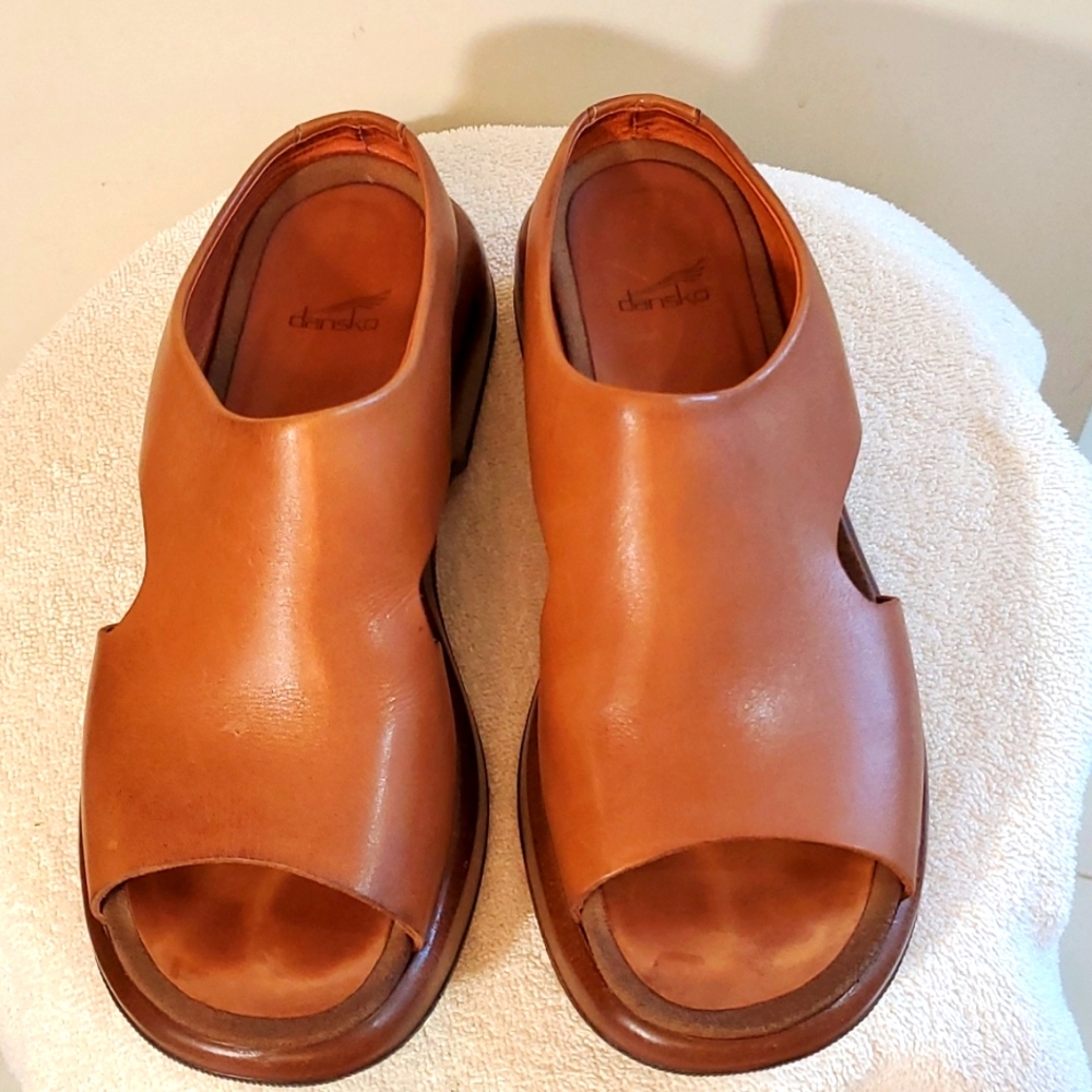 Dansko Sandals size 9/40